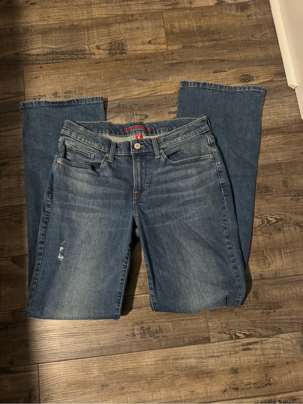 Lucky Brand Women's Straight Leg Jeans in Mid Blue Wash